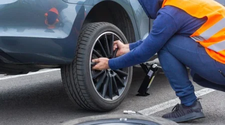 emergency tyre fitting